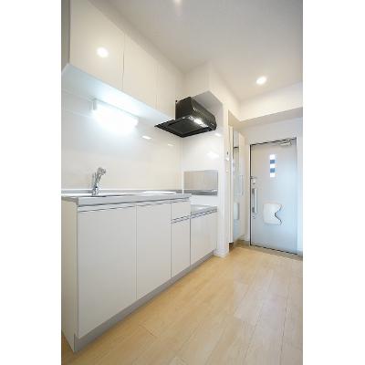 マッシュルーム 105【管理NO：1-022381401-01040】 ★家具家電は申し込み後に搬入します 2026年08月上旬入居可能の物件写真3