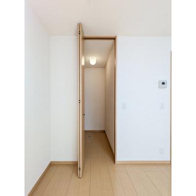 D-ROOMマンスリー【メゾンドアブリコ】浴室換気乾燥機付き！インターネット無料！の物件写真6
