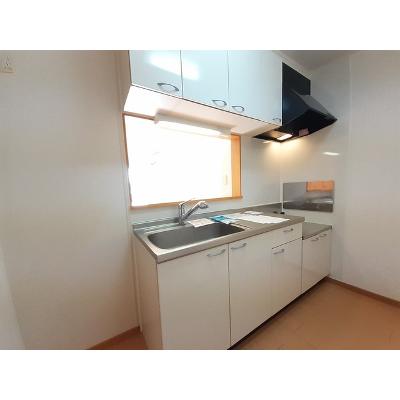 サンセール 203【管理NO：1-014705001-02030】 ★家具家電は申し込み後に搬入します 2026年08月下旬入居可能の物件写真3