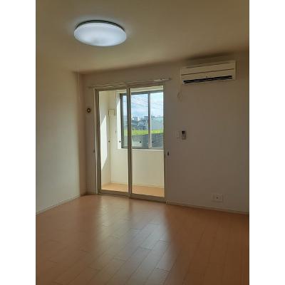 リシェル 102【管理NO：1-017175901-01020】 ★家具家電は申し込み後に搬入します★ ★2026年08月中旬入居可能★の物件写真2