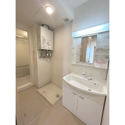 リバティ　パー　オン 101【管理NO：1-020826701-01010】 ★家具家電は申し込み後に搬入します★の物件写真6