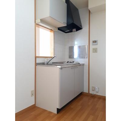 グレイシャス上田 301【管理NO：1-012528901-03010】 ★家具家電は申し込み後に搬入します★ ★2026年10月下旬入居可能★の物件写真3