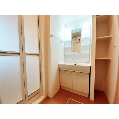 apartment 岩手県一関市萩荘字川崎１１３番地１ 

↓地図はこちらから