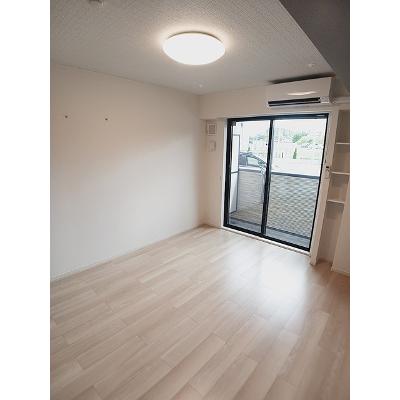 フェルヴォーレ 102【管理NO：1-027473401-01020】 ★家具家電は申し込み後に搬入します★の物件写真2