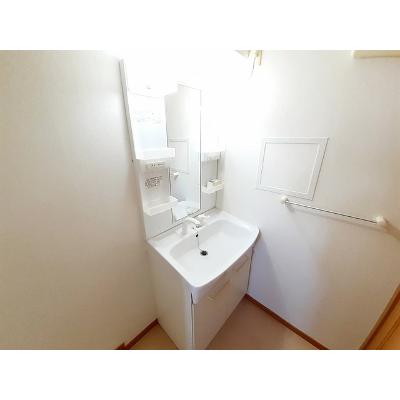 シル・ビサール 201【管理NO：1-015415801-02010】 ★家具家電は申し込み後に搬入します★ ★2026年08月中旬入居可能★の物件写真6