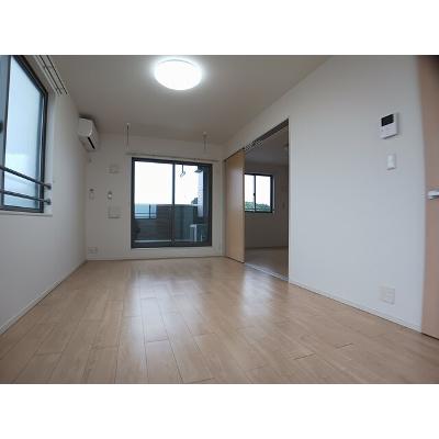 バース　Ⅲ 301【管理NO：1-022795001-03010】 ★家具家電は申し込み後に搬入します★の物件写真2