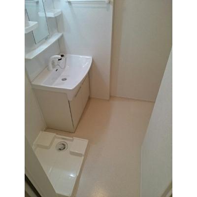 apartment 福島県相馬郡新地町駒ケ嶺字前田１８番地２ 

↓地図はこちらから