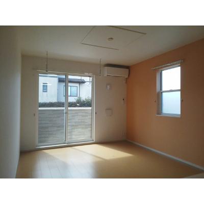 メゾン・ベル・オーブ・Ⅰ 102【管理NO：1-020563301-01020】 ★家具家電は申し込み後に搬入します 2026年08月下旬入居可能の物件写真2