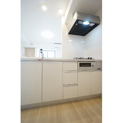 セントラル・ステーションＢ 305【管理NO：1-025929802-03040】 ★家具家電は申し込み後に搬入します 2026年08月下旬入居可能の物件写真3