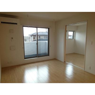 Ｌｕｍｉｅｒｅ 204【管理NO：1-021992001-02040】 ★家具家電は申し込み後に搬入します 2026年08月下旬入居可能の物件写真2