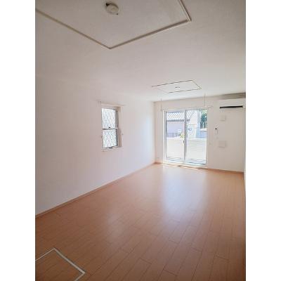 ボ・ヌール 105【管理NO：1-016877201-01050】 ★家具家電は申し込み後に搬入します★の物件写真2