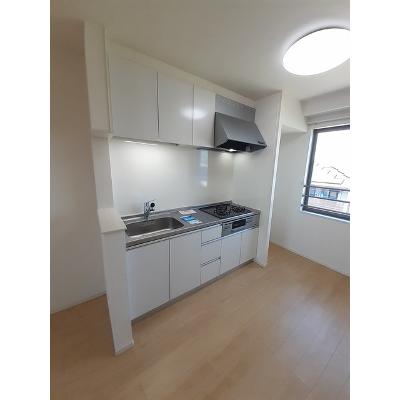 グランドール 302【管理NO：1-024417601-03020】 ★家具家電は申し込み後に搬入します★ ★2026年08月下旬入居可能★の物件写真3