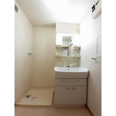 プリムローズＢ 201【管理NO：1-014168502-02010】 ★家具家電は申し込み後に搬入します 2026年08月下旬入居可能の物件写真6