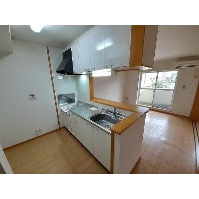 グリュックブルー 102【管理NO：1-014176001-01020】 ★家具家電は申し込み後に搬入します 2026年08月上旬入居可能の物件写真3