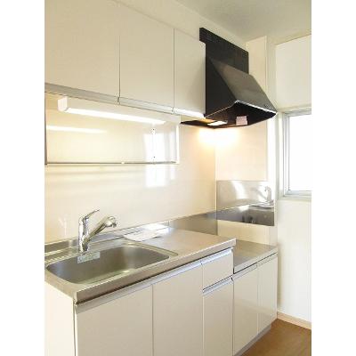 グリーンハイツ飛田 202【管理NO：1-001070001-02020】 ★家具家電は申し込み後に搬入します 2026年08月中旬入居可能の物件写真3