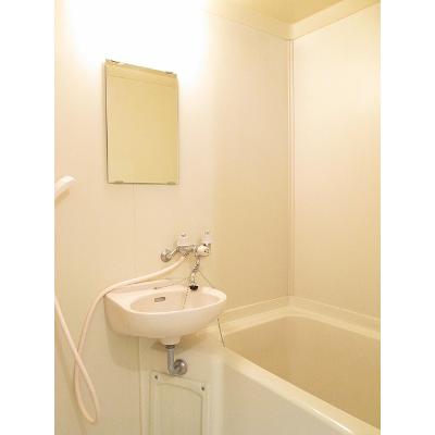 グリーンハイツ飛田 202【管理NO：1-001070001-02020】 ★家具家電は申し込み後に搬入します 2026年08月中旬入居可能の物件写真4