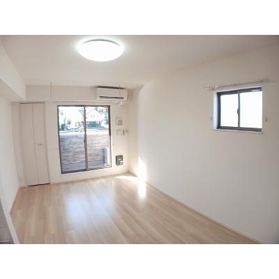 シュテルン 204【管理NO：1-027728701-02040】 ★家具家電は申し込み後に搬入します★の物件写真2