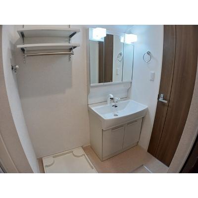 シュテルン 204【管理NO：1-027728701-02040】 ★家具家電は申し込み後に搬入します★の物件写真6
