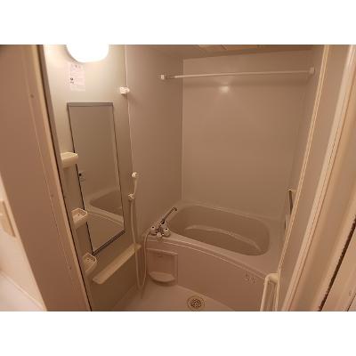 エターナル 103【管理NO：1-012136601-01030】 ★家具家電は申し込み後に搬入します★の物件写真4