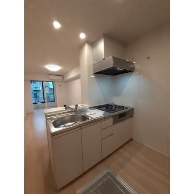 カーサ　デ　アンジェラ 102【管理NO：1-026268701-01020】 ★家具家電は申し込み後に搬入します 2026年08月下旬入居可能の物件写真3