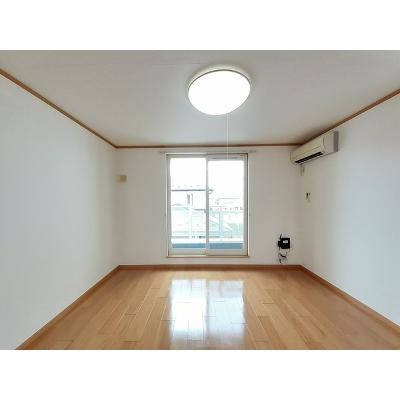 ヴィラ・ユーフォリア 203【管理NO：1-013092601-02030】 ★家具家電は申し込み後に搬入します 2026年08月中旬入居可能の物件写真2