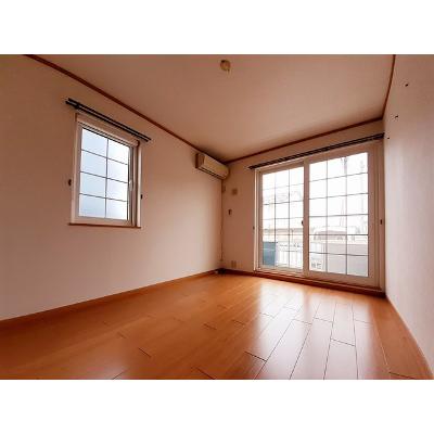 エステパルケ　Ｃ 103【管理NO：1-012374601-01030】 ★家具家電は申し込み後に搬入します 2026年08月下旬入居可能の物件写真2