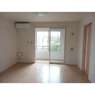 ラ・フォンテーヌ　Ⅳ 104【管理NO：1-021931001-01040】 ★家具家電は申し込み後に搬入します★の物件写真2