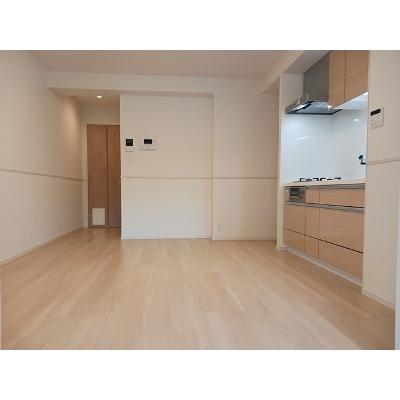 ラピスラズリ港北 101【管理NO：1-027129701-01010】 ★家具家電は申し込み後に搬入します 2026年08月下旬入居可能の物件写真2