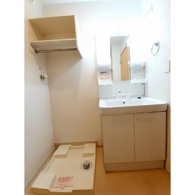 リオコリーナ 105【管理NO：1-019138301-01040】 ★家具家電は申し込み後に搬入します★の物件写真6