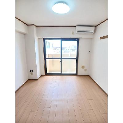 プラシード幸 401【管理NO：1-011463001-04010】 ★家具家電は申し込み後に搬入します★の物件写真2