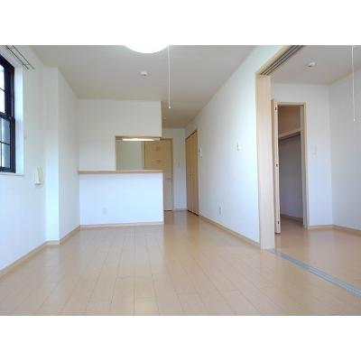 エテルノ　カーサ 102【管理NO：1-016124701-01020】 ★家具家電は申し込み後に搬入します 2026年08月下旬入居可能の物件写真2