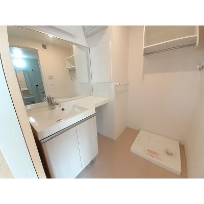 コクテール 102【管理NO：1-023273001-01020】 ★家具家電は申し込み後に搬入しますの物件写真6