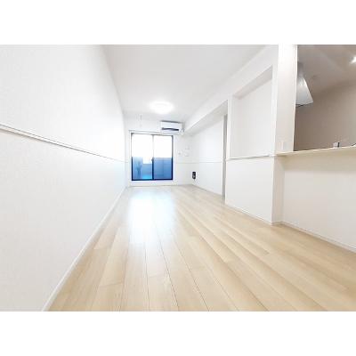 ＨａＬｕ（ハル） 203【管理NO：1-027561801-02030】 ★家具家電は申し込み後に搬入します★の物件写真2