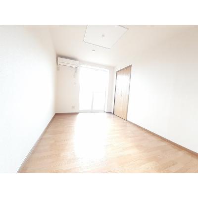 アウローラＡ 204【管理NO：1-007999901-02040】 ★家具家電は申し込み後に搬入します 2026年08月上旬入居可能の物件写真2