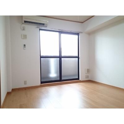サンハイム 207【管理NO：1-012492101-02060】 ★家具家電は申し込み後に搬入します 2026年08月下旬入居可能の物件写真2