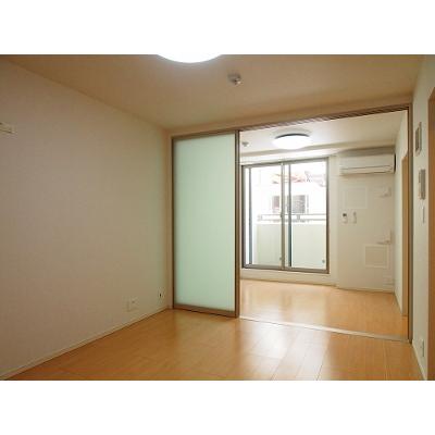 フィレール　デュ　トラジャⅦ 205【管理NO：1-022707301-02050】 ★家具家電は申し込み後に搬入します★ ★2026年08月下旬入居可能★の物件写真2