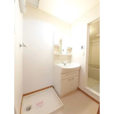 セント・フローラ　Ｃ 102【管理NO：1-014828601-01020】 ★家具家電は申し込み後に搬入しますの物件写真6