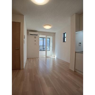 ガーデンＫＯＳＡＫＡ 101【管理NO：1-028416301-01010】 ★家具家電は申し込み後に搬入します★の物件写真2