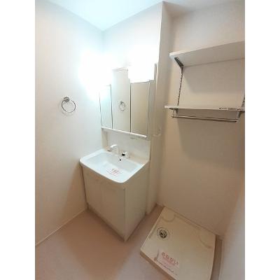 カンヌ 102【管理NO：1-025323502-01020】 ★家具家電は申し込み後に搬入します 2026年08月下旬入居可能の物件写真6