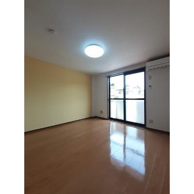 ディメイン小池 205【管理NO：1-010054901-02040】 ★家具家電は申し込み後に搬入します★の物件写真2