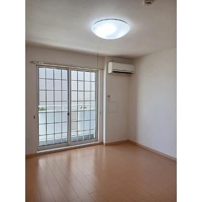 サンリット・レジデンス平井Ｂ 102【管理NO：1-016867802-01020】 ★家具家電は申し込み後に搬入します★の物件写真2