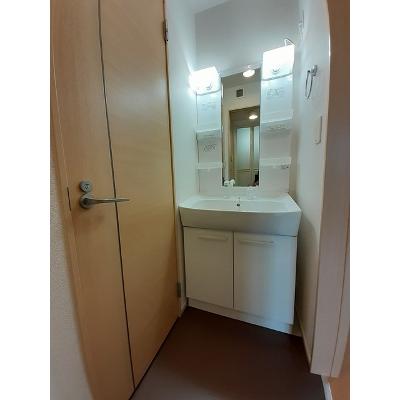 ソレイユ　Ⅰ 101【管理NO：1-017709401-01010】 ★家具家電は申し込み後に搬入します★の物件写真6