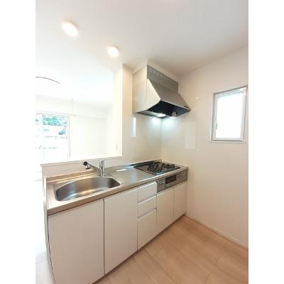ダングラッツェⅡ 203【管理NO：1-026199501-02030】 ★家具家電は申し込み後に搬入します★の物件写真3