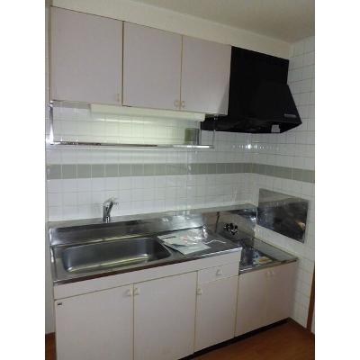 セピアコート宮浦 203【管理NO：1-009411601-02030】 ★家具家電は申し込み後に搬入します★ ★2026年09月上旬入居可能★の物件写真3