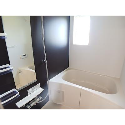 ノ－ル・ボワ　Ⅱ 103【管理NO：1-024479102-01030】 ★家具家電は申し込み後に搬入します★の物件写真4