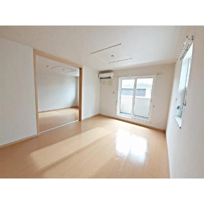 ローズマリー　Ⅰ 202【管理NO：1-016628501-02020】 ★家具家電は申し込み後に搬入します 2026年08月下旬入居可能の物件写真2