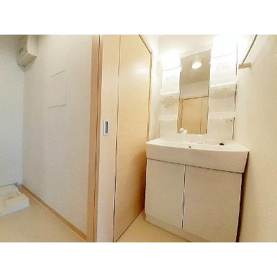 ローズマリー　Ⅰ 202【管理NO：1-016628501-02020】 ★家具家電は申し込み後に搬入します 2026年08月下旬入居可能の物件写真6
