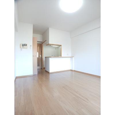 フォーウィルズコート 202【管理NO：1-013963101-02020】 ★家具家電は申し込み後に搬入します★の物件写真2
