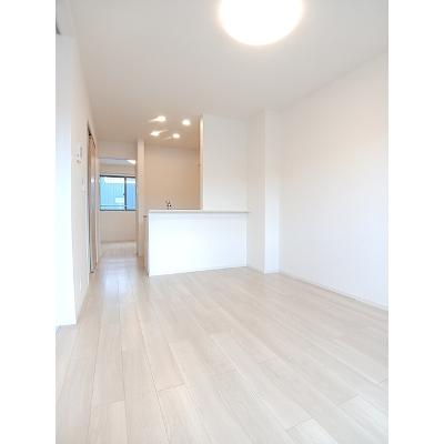 エヴァーレオ　Ⅰ 203【管理NO：1-025023801-02030】 ★家具家電は申し込み後に搬入します★の物件写真2