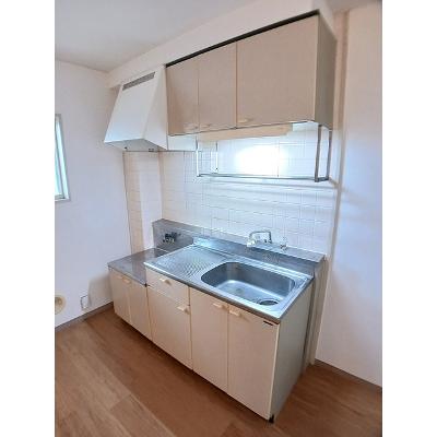 プレミール常行 101【管理NO：1-006206801-01010】 ★家具家電は申し込み後に搬入します★の物件写真3